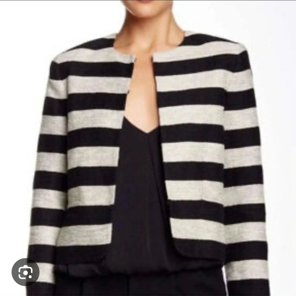 Alice + Olivia Textured Black and Cream Crop Jacket Size S/P - Picture 1 of 6
